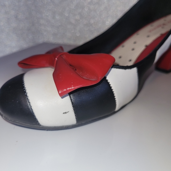 Size 9.5 (EUR41) Lola Ramona Striped Pumps - Picture 3 of 5
